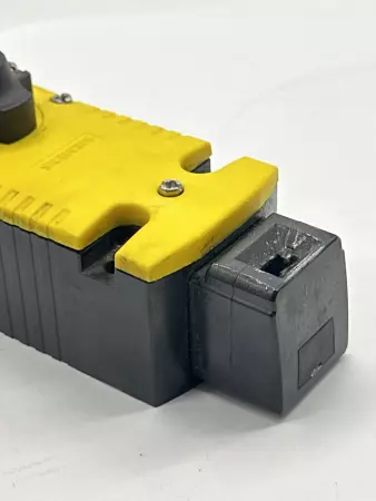 Siemens 3SE5 312-0SE11 Position Switch 