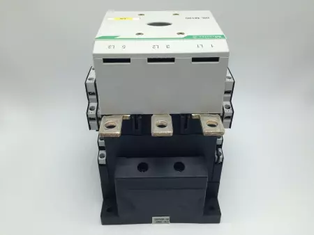 Moeller DILM185A Contactor 200-575V 50-150HP W/DIL M 820-XHI Auxiliary Contacts 