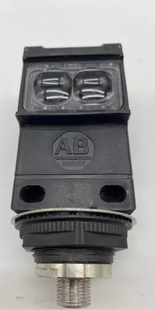 Allen-Bradley 42GRP-9000-QD SER.B Photoswitch® Photoelectric Sensor 