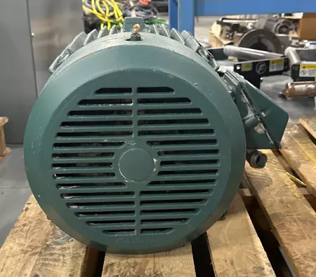 Reliance Electric P25C0398 Duty Master® AC Motor 20HP, Frame 256T 