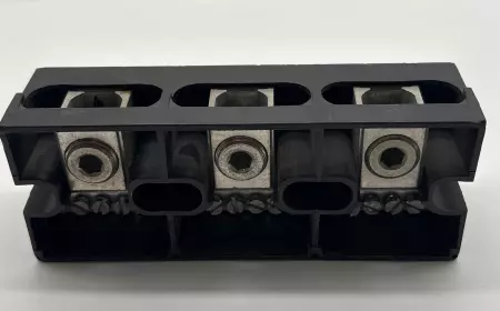 Conectron EN63 Power Distribution Block, 600V 280Amp 3-Pole 