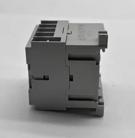 Allen-Bradley 100-M09N*3 SER.A Contactor, 600VAC 9Amp 