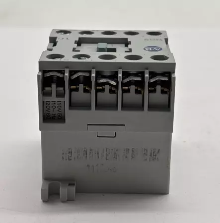 Allen-Bradley 100-M09N*3 SER.A Contactor, 600VAC 9Amp 