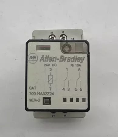 Allen-Bradley 700-HA32Z24 SER.D Relay 250VAC 10Amp, 24VDC Coil W/Socket 