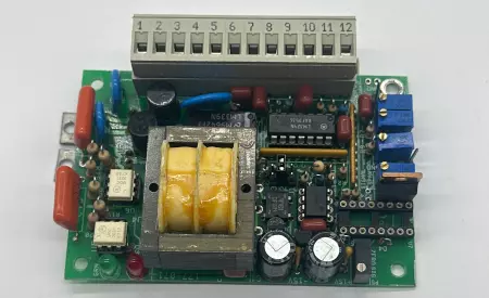 Unbranded 177-071 Printed Circuit Board 