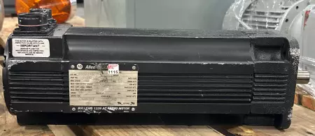 Allen-Bradley 1326AB-B430E-21 SER.C AC Servo Motor, 1.5kW/2HP 108mm Frame 