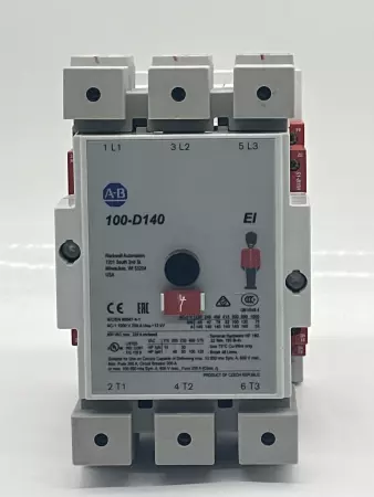 Allen-Bradley 100-D140 SER.A Contactor W/Auxiliar 600V 140A 