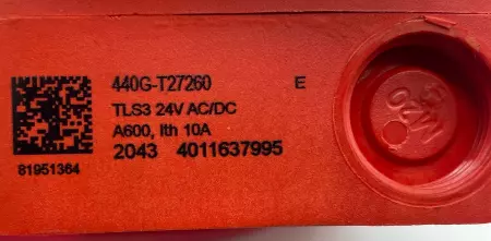 Allen-Bradley TLS3-GD2 Guardmaster® Interlock Switch 24V AC/DC W/Mounting 