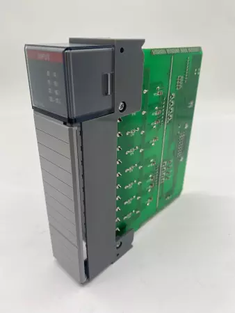 Allen-Bradley 1746-1A8 SER.A SLC500 Input Module 