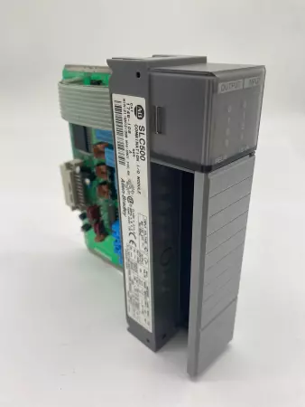 Allen-Bradley 1746-IO8 SER.A SLC500 Combination I/O Module 