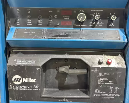 Miller SYNCROWAVE 351 Welder Unit 