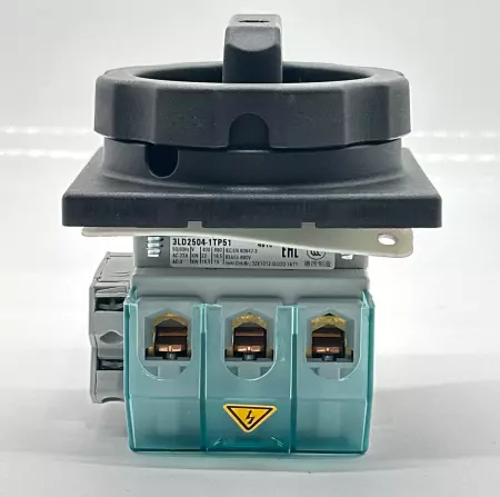Siemens 3LD2504-1TP51 Disconnect Switch, 690V 63Amp 15-22kW 