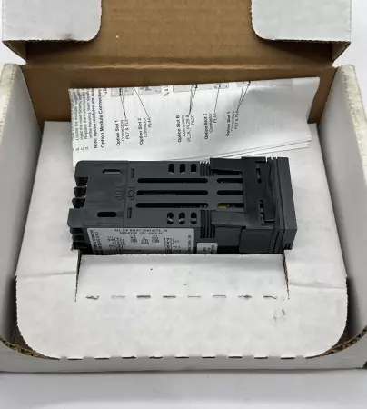 West MODEL P6101 Temperature Controller 6100+ 
