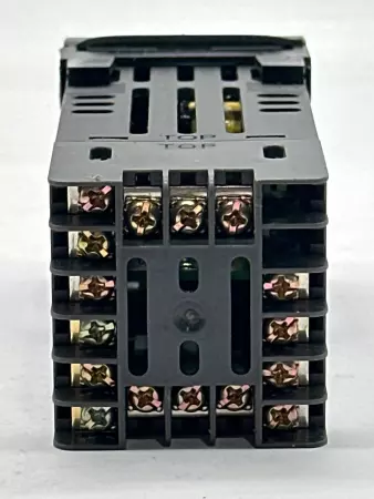 West MODEL P6101 Temperature Controller 6100+ 