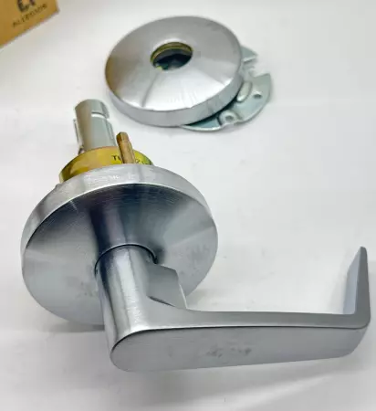 Falcon W-SERIES Door Passage Level Lock Commercial Door Handle/Lever 