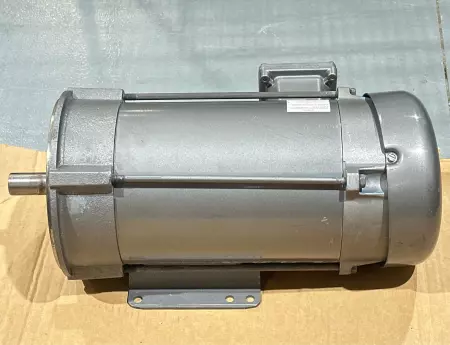 Baldor AE194935 AC Motor, 7.5HP, Frame 184TC 
