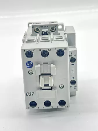 Allen-Bradley 100-C37EJ10 Contactor 24VDC Coil 600V 37Amp 