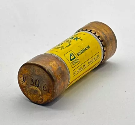 Bussmann LPJ-30 Low-Peak® Time Delay Fuse, 600VAC 300VDC 30Amp, Class J 