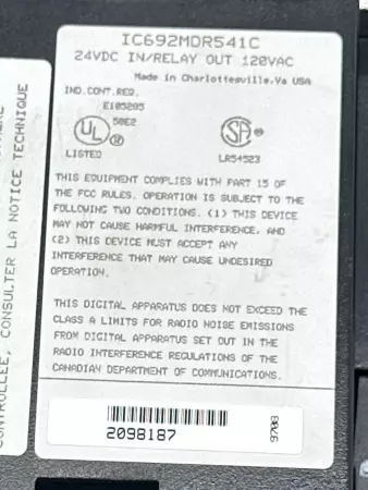GE Fanuc IC692CPU211H Programmable Logic Controller 