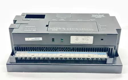 GE Fanuc IC692CPU211H Programmable Logic Controller 