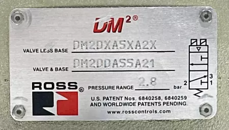 Ross DM2DDA55A21 Double Solenoid Valve and Base Assembly 
