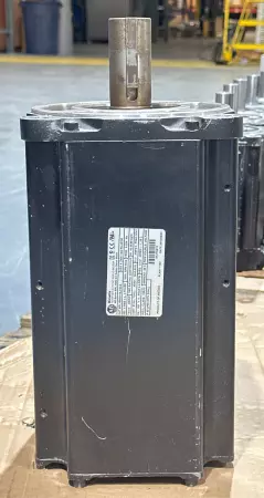 Allen-Bradley MPL-B680H-MJ72AA SER.A AC Servo Motor, 10HP 