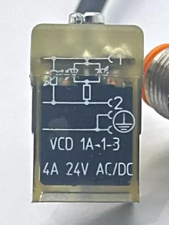 Lumberg RST 5-3-VCD 1A-1-3-226/0,6 M Solenoid Valve Connector Cable 