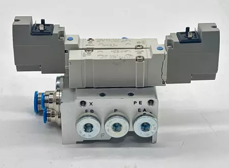 SMC SY5140-5DZ-02F Dual Solenoid Valve and Manifold Assembly 