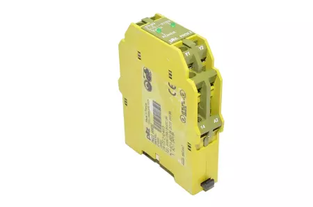 Pilz PNOZ-Z 24VAC/DC Safety Relay 250AC/24DC 5 amp, PN 675500 - IN GERMANY 