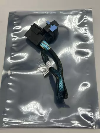 Dell EMC DP/NOWM6K4 Mini-SAS Backplane Cable 