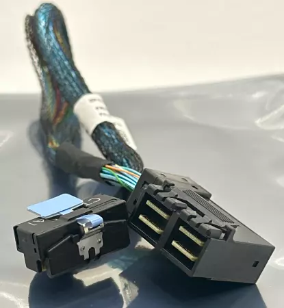 Dell EMC DP/NOWM6K4 Mini-SAS Backplane Cable 
