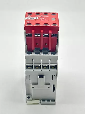 Allen-Bradley 100S-C09EJ431C SER.A Safety Contactor, 600VAC 10A 