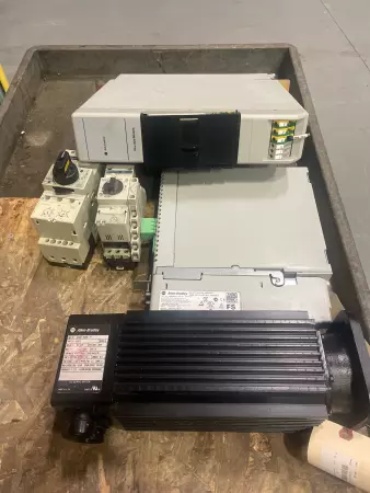 Allen Bradley / Telemecanique 1326AS-B460F-21/2094-SE02F-M00-S0/1394-AM50/LA1-LB