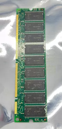Micron Technology MT18LSDT1872AG-10EC7 SDRAM Memory Module, 128MB 
