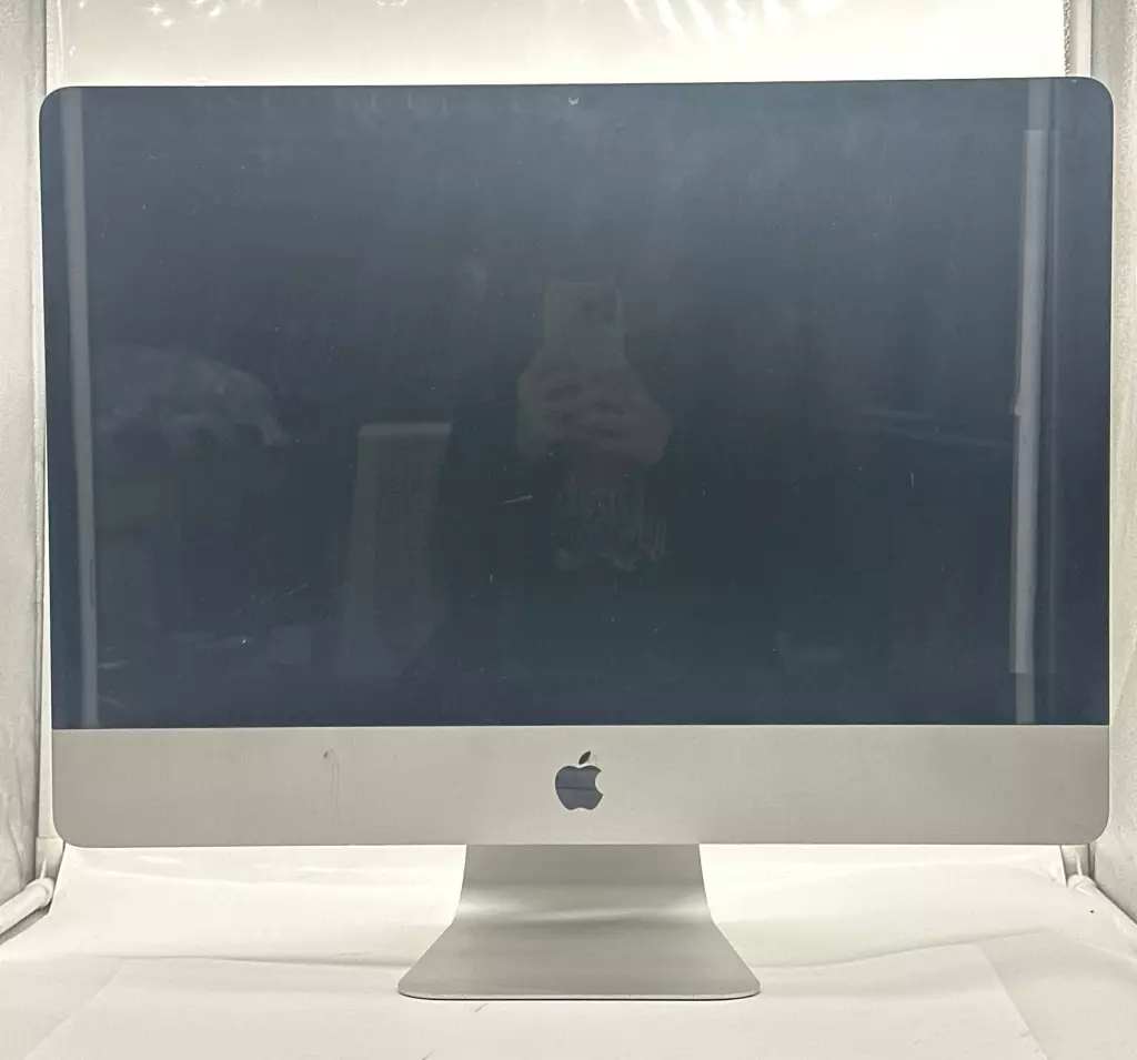 Apple MAC OS X iMac, 4GB RAM, 500GB HD, 21.5