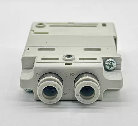 SMC VQ2000-FPG-C8C8 Double Check Block for Solenoid Valves 
