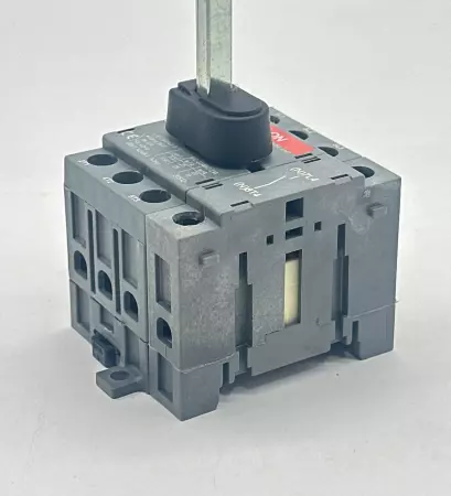 ABB OT25F4N2 Switch Disconnector 690V 25A, Enclosure Handle Operated 