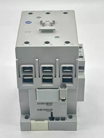 Allen-Bradley 100-C72*00 SER.B 3-Pole Contactor, 600VAC 72A 