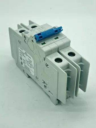 Allen-Bradley 1489-M2C040 SER.D 2-Pole circuit Breaker, 480Y/277V 4A 