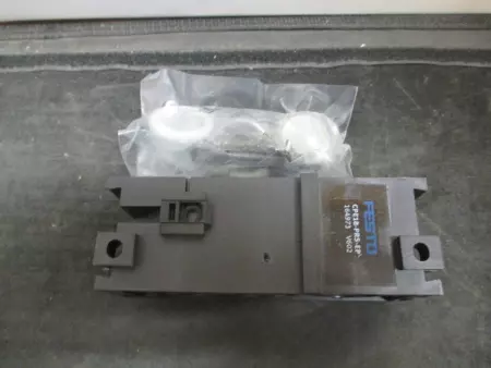 NEW FESTO CPE18-PRS-EP MANIFOLD End Plate 