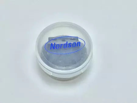 NEW Nordson 297238 Spray Nozzle 7-Openings Coating Width 15mm 