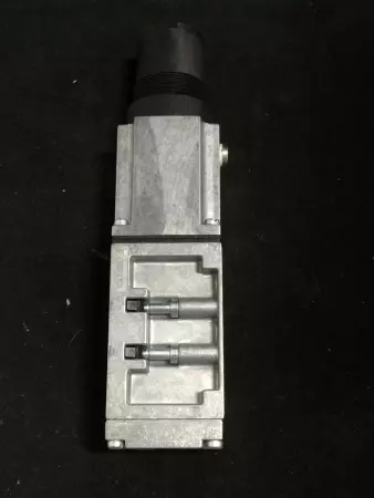 Festo LR-ZP-A-D-2 Intermediate Pressure Regulator Plate 