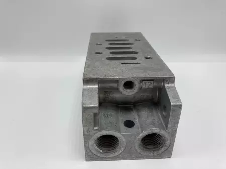   NAVW-1/2-3-NPT FESTO MANIFOLD SUB-BASE 152794 