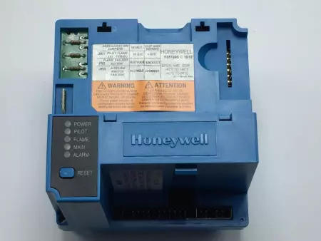 Honeywell RM7895-C-1025 Burner Control/ UV Flame Amplifier, 120VAC 