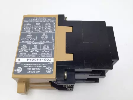 Allen-Bradley 700-P400A4 Industrial Control Relay 