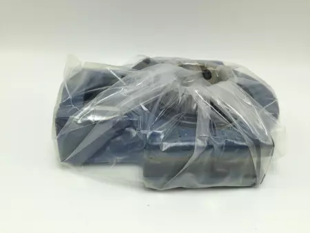 NEW SKF WSTU-SC-107 BALL BEARING ASSY TU 1.7/16 TF WTWS-223 