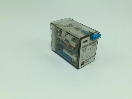 Allen-Bradley 700-HC24Z24-3-4 SER. D Relay 24VDC, 7Amp, 240VAC 