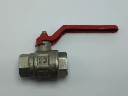 NEW Italy 20 Ball Valve 3/4In NPT 