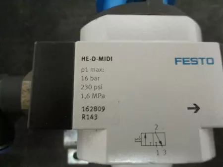  Festo HE-D-MIDI PRESSURE REGULATOR W/SILENCER TESTED 