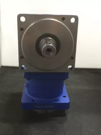 Alpha Wittenstein SK100-MF1-2 Right Angle Gear Box, Ratio 2:1 